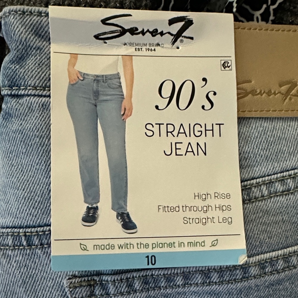 Seven7 Women's High Rise 90's Straight Jeans - Light Blue